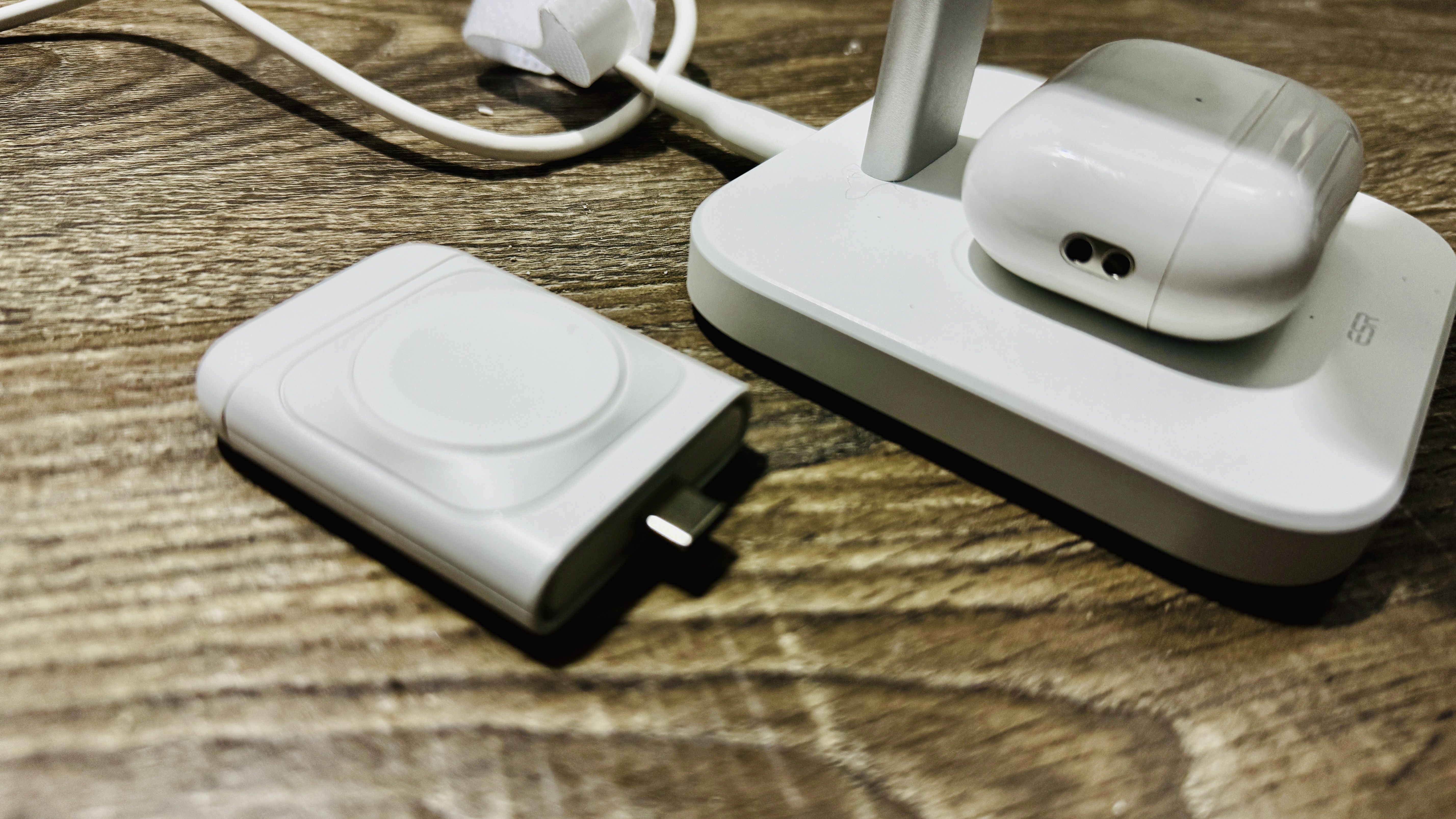 Apple Watch USB-C travel charger